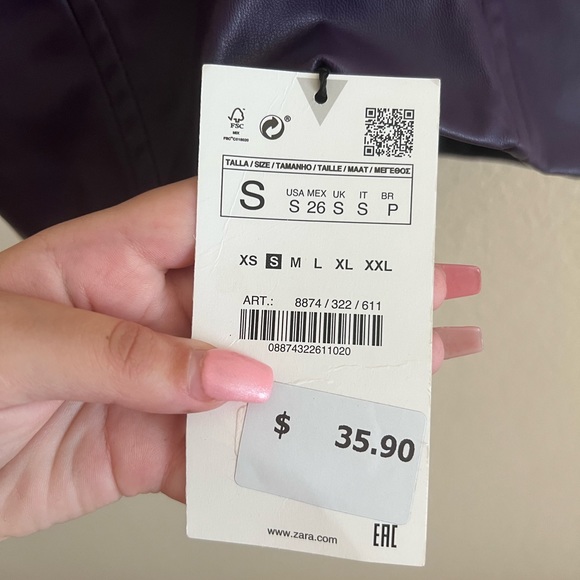 SOLD - Picture 3 of 4